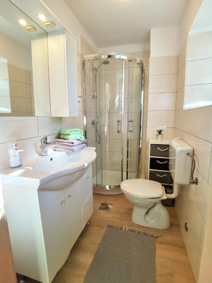 Jasmina Apartment Hum Экстерьер фото